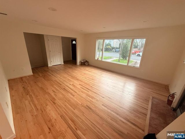 12 Cortland Place A, Tenafly, NJ 07670