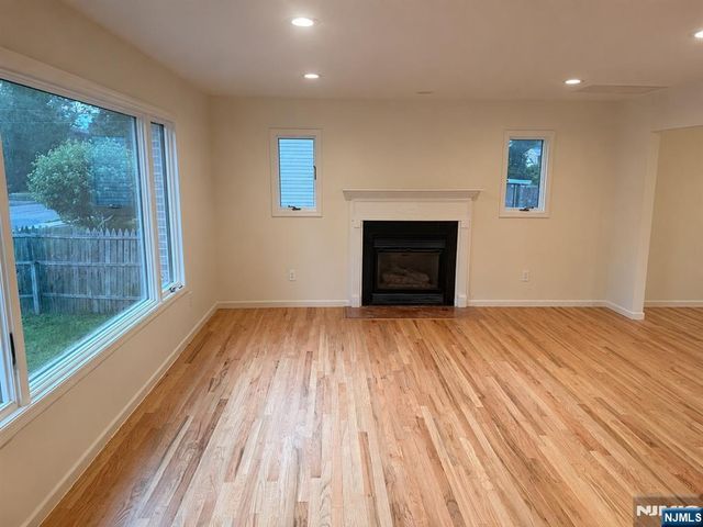 12 Cortland Place A, Tenafly, NJ 07670