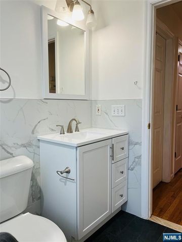 12 Cortland Place A, Tenafly, NJ 07670