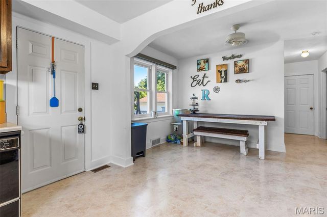 336 Academy, Ste Genevieve, MO 63670