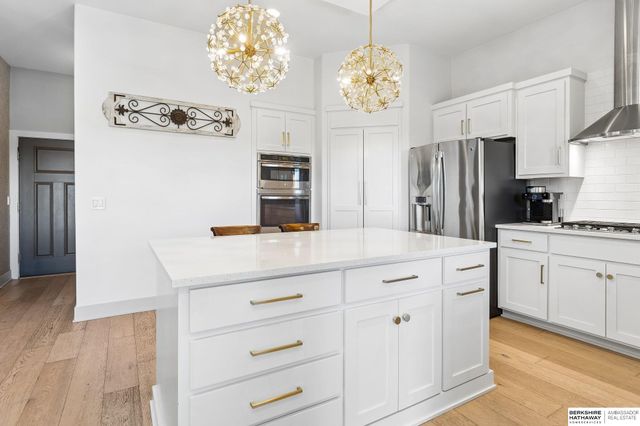 1611 S 208 Street, Elkhorn, NE 68022