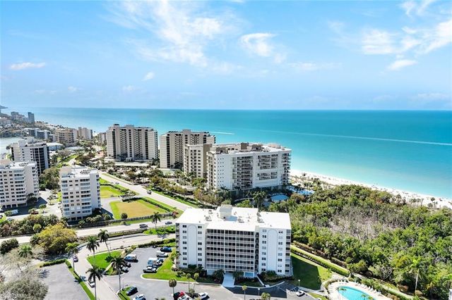 1 Bluebill AVE # 409, Naples, FL 34108