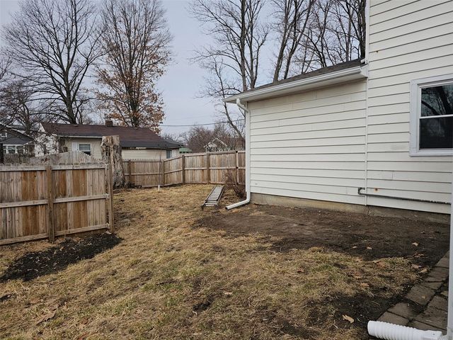 3015 Bever Avenue SE, Cedar Rapids, IA 52403