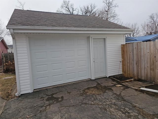 3015 Bever Avenue SE, Cedar Rapids, IA 52403