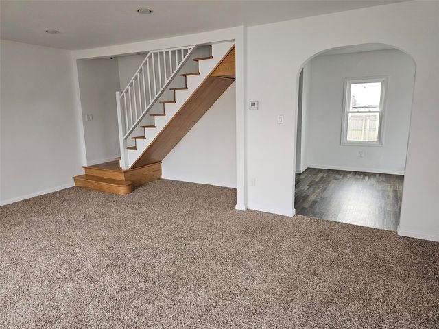 3015 Bever Avenue SE, Cedar Rapids, IA 52403