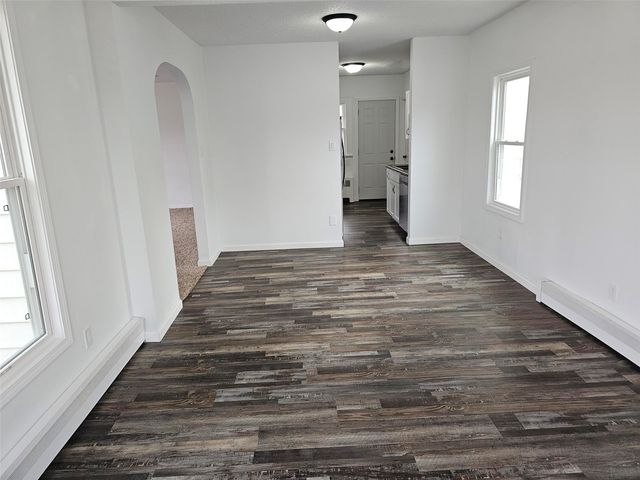 3015 Bever Avenue SE, Cedar Rapids, IA 52403