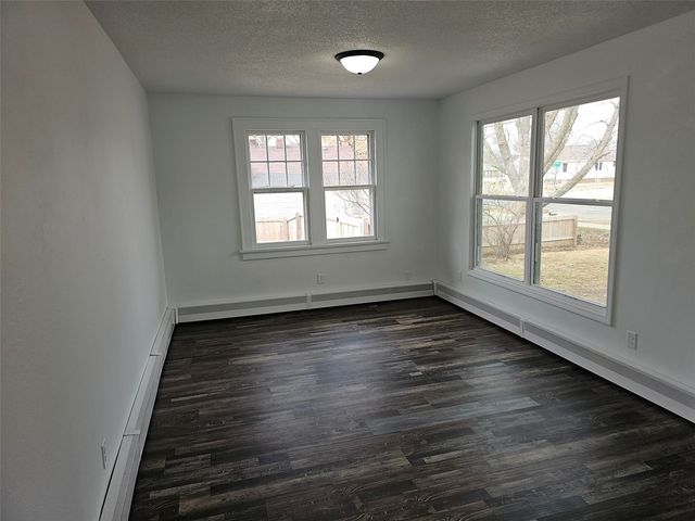 3015 Bever Avenue SE, Cedar Rapids, IA 52403