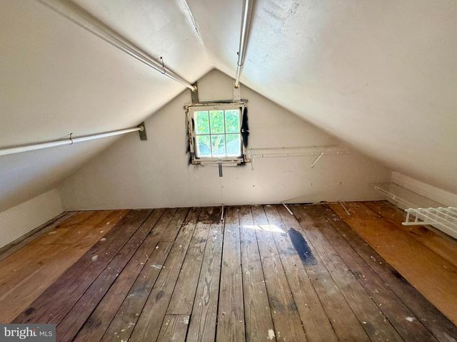 703 W BROAD ST, Palmyra, NJ 08065