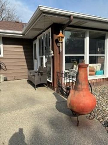 8603 Greystone Avenue S, Cottage Grove, MN 55016