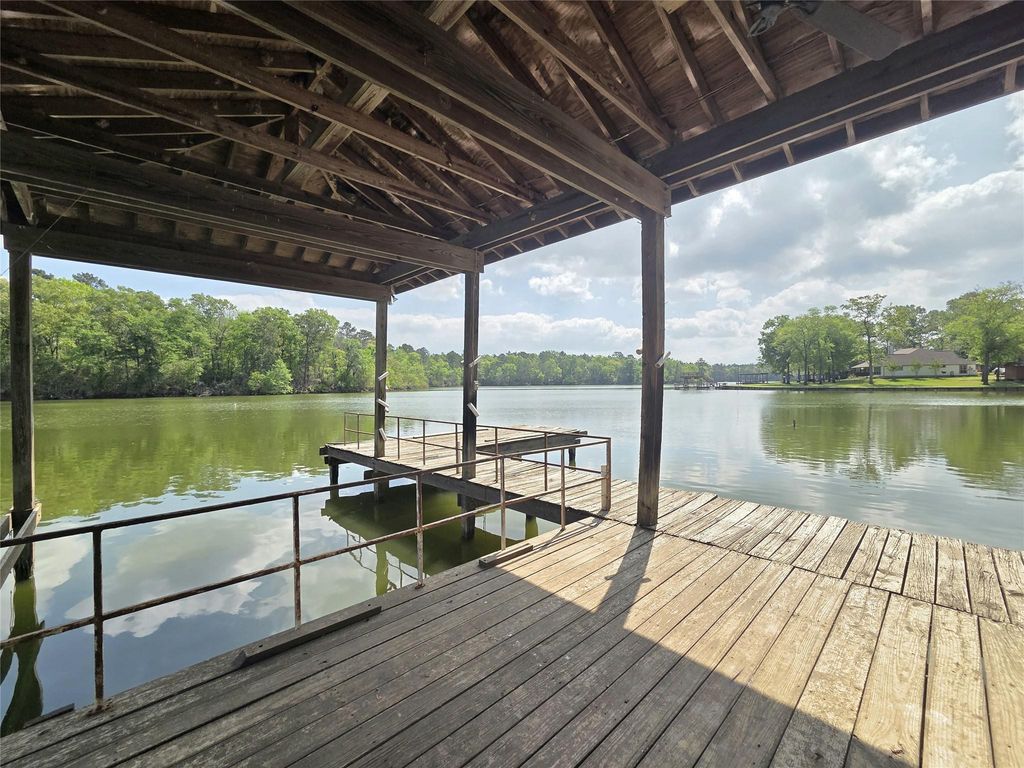 0 Lakeside Drive, Huntsville, TX 77320