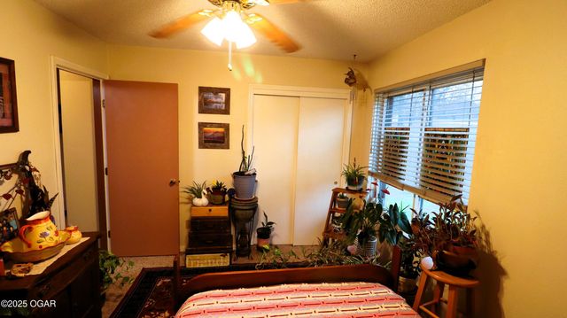 19905 S 1491 Road, Stockton, MO 65785