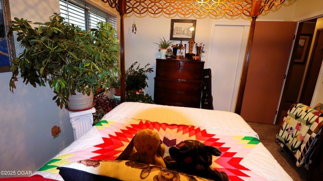 19905 S 1491 Road, Stockton, MO 65785