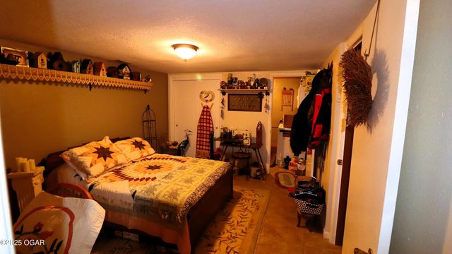 19905 S 1491 Road, Stockton, MO 65785