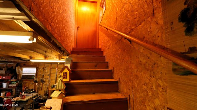 19905 S 1491 Road, Stockton, MO 65785