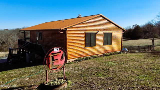 19905 S 1491 Road, Stockton, MO 65785