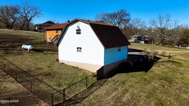 19905 S 1491 Road, Stockton, MO 65785