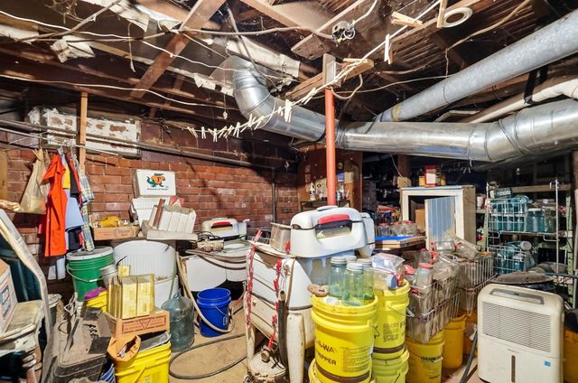 121 S Company Street, Baltimore, OH 43105