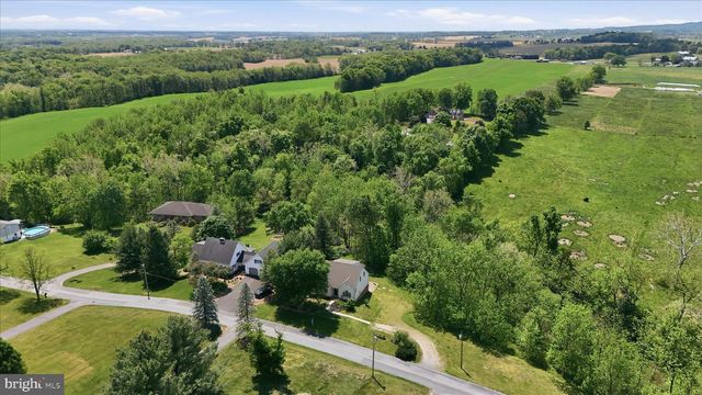 8624 ORCHARD DRIVE, Mercersburg, PA 17236