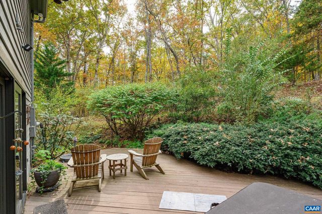 1688 STONEY CREEK DR, Charlottesville, VA 22902