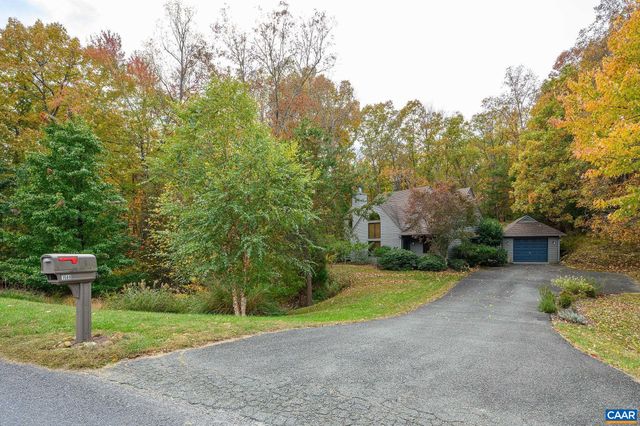 1688 STONEY CREEK DR, Charlottesville, VA 22902