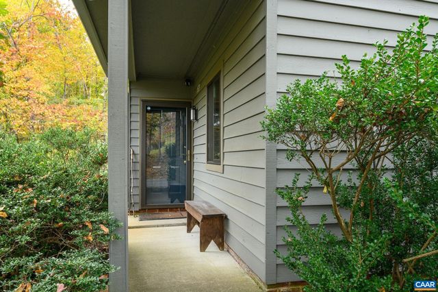 1688 STONEY CREEK DR, Charlottesville, VA 22902