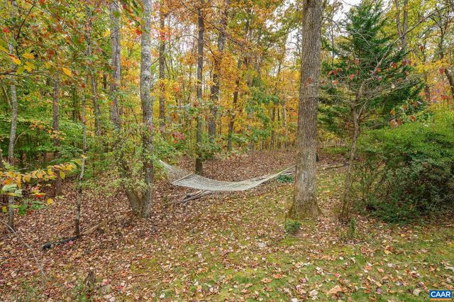 1688 STONEY CREEK DR, Charlottesville, VA 22902