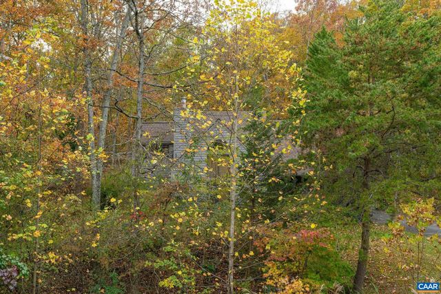 1688 STONEY CREEK DR, Charlottesville, VA 22902