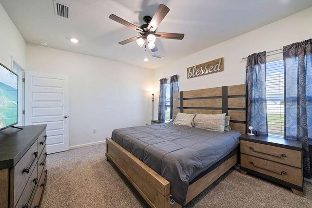 51 Woodsorrel Street, Freeport, FL 32439