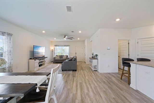 51 Woodsorrel Street, Freeport, FL 32439