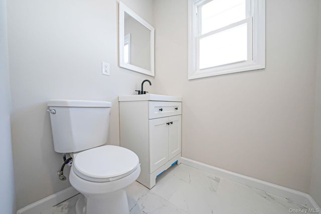 16 Hapsburg Place, Hempstead, NY 11550