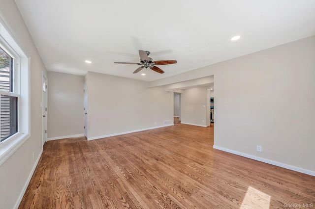 16 Hapsburg Place, Hempstead, NY 11550