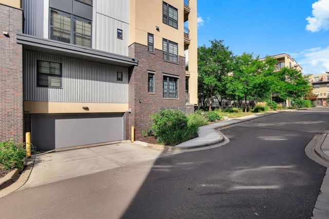 2566 Ellis Avenue 303, Saint Paul, MN 55114