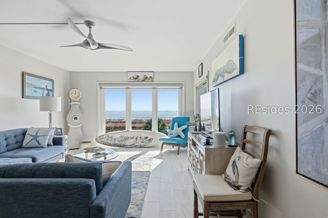 21 S Forest Beach Dr Apt 302, Hilton Head Island, SC 29928