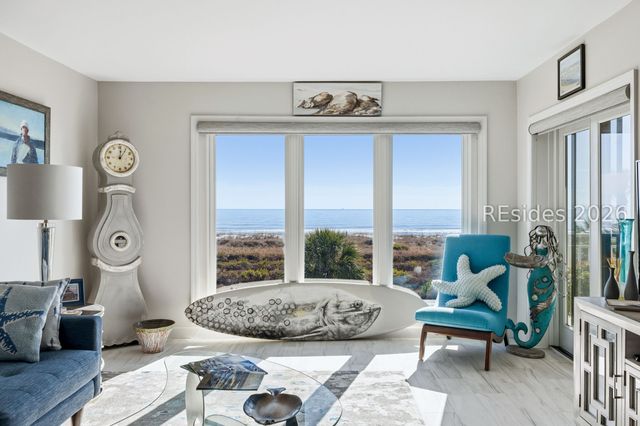 21 S Forest Beach Dr Apt 302, Hilton Head Island, SC 29928