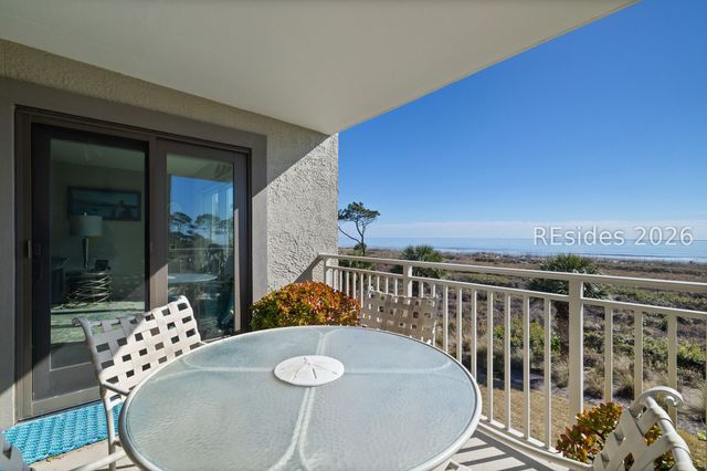 21 S Forest Beach Dr Apt 302, Hilton Head Island, SC 29928