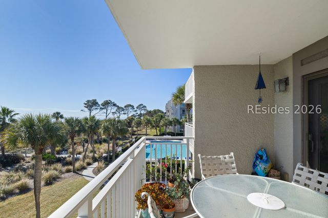 21 S Forest Beach Dr Apt 302, Hilton Head Island, SC 29928