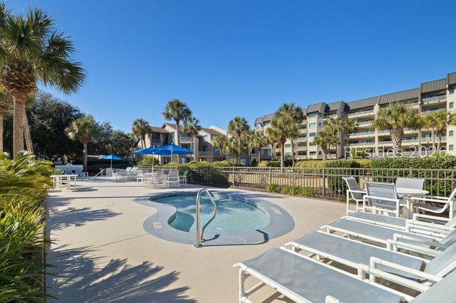 21 S Forest Beach Dr Apt 302, Hilton Head Island, SC 29928