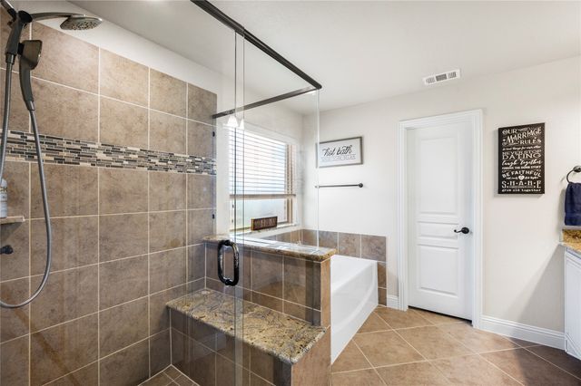 523 Stillwater Drive, Waxahachie, TX 75165