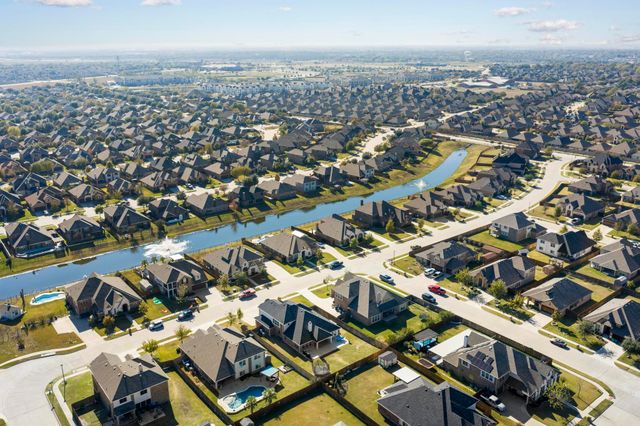 523 Stillwater Drive, Waxahachie, TX 75165