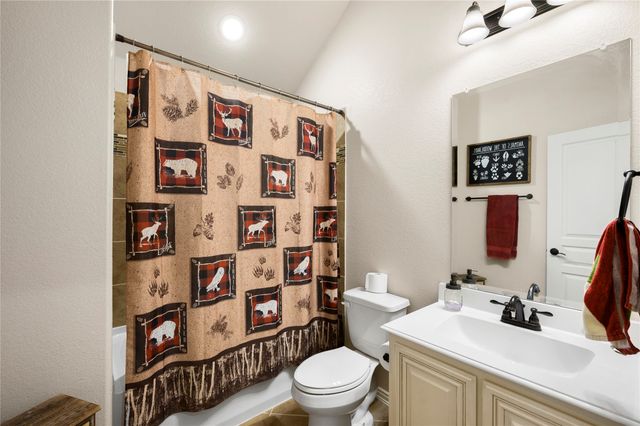 523 Stillwater Drive, Waxahachie, TX 75165