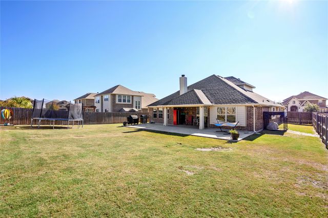 523 Stillwater Drive, Waxahachie, TX 75165