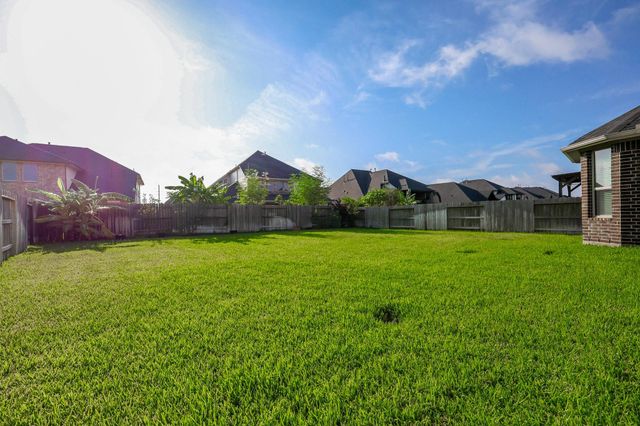 2107 Brooke Avery Drive, Katy, TX 77494