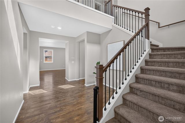 23714 229th Place SE, Maple Valley, WA 98038