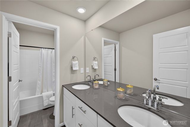 23714 229th Place SE, Maple Valley, WA 98038
