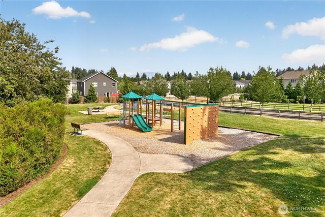 23714 229th Place SE, Maple Valley, WA 98038
