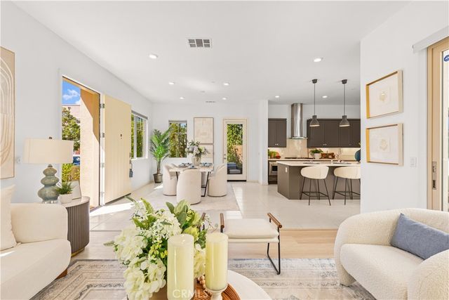 129 Terrapin, Irvine, CA 92618