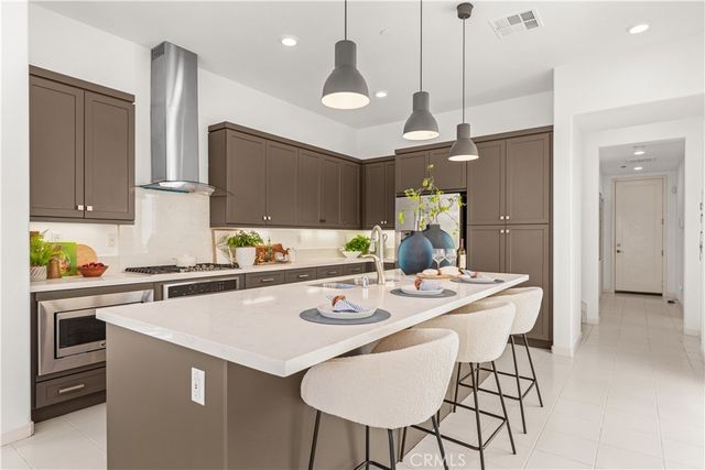 129 Terrapin, Irvine, CA 92618