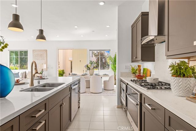 129 Terrapin, Irvine, CA 92618