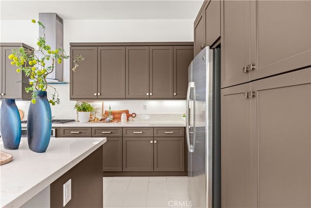 129 Terrapin, Irvine, CA 92618
