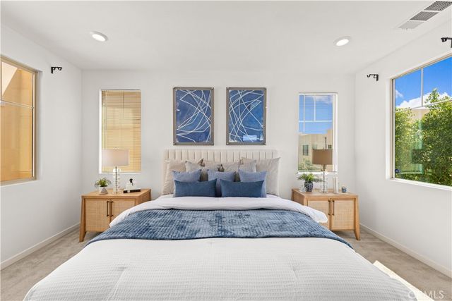 129 Terrapin, Irvine, CA 92618